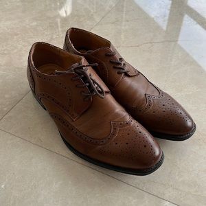 Robert Wayne mens Oxford dress shoes